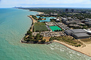 evanston_lakefront_with_chicago_in_the_background___city_of_evanston_.jpg
